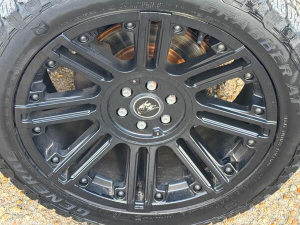 Nissan Navara 2.3 dCi N-Guard 4WD Euro 6 (s/s) 4dr at 55th
