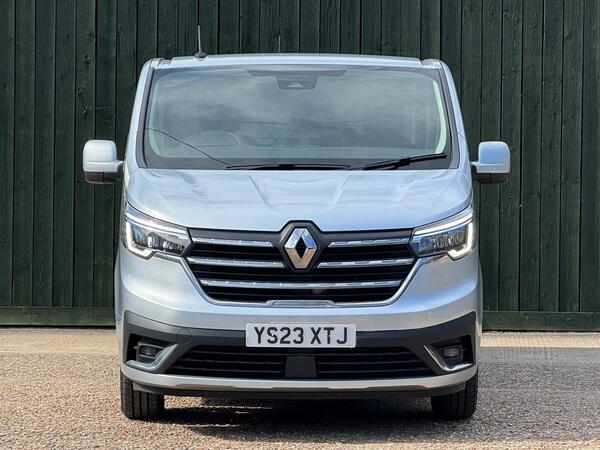 Renault Trafic 2.0 dCi Blue SL30 Extra Sport L1 H1 Euro 6 (s/s) 5dr at 4th