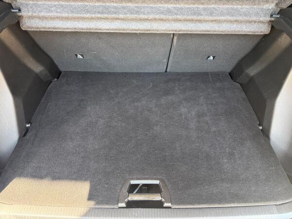 Peugeot E-2008 50kWh GT Premium Auto 5dr (7kW Charger)