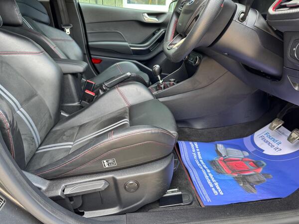 Ford Fiesta 1.5T EcoBoost ST-3 Euro 6 (s/s) 5dr