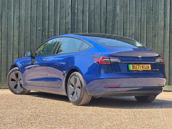Tesla Model 3 (Dual Motor) Long Range Auto 4WDE 4dr at 10th