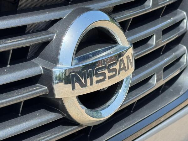 Nissan Navara 2.3 dCi N-Guard Auto 4WD Euro 6 4dr
