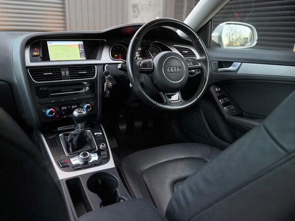 Audi A5 1.8 TFSI SE Technik Sportback Euro 6 (s/s) 5dr - Image 2