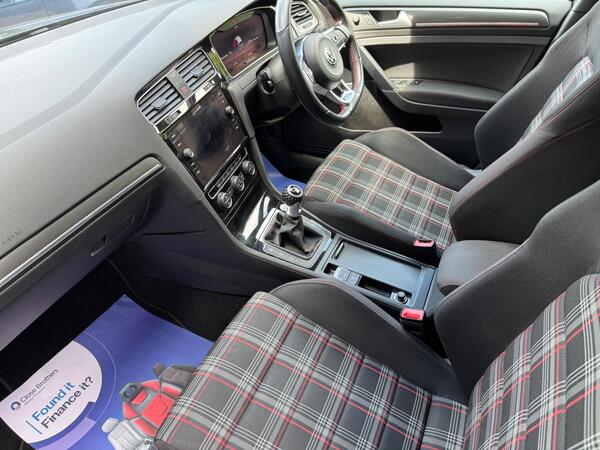 Volkswagen Golf 2.0 TSI GTI Performance Euro 6 (s/s) 5dr at 20th