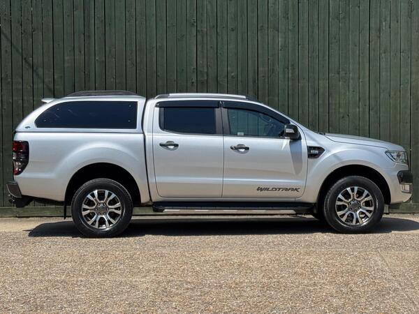 Ford Ranger 3.2 TDCi Wildtrak Pickup Double Cab 4dr Diesel Auto 4WD Euro 5 (200 ps)