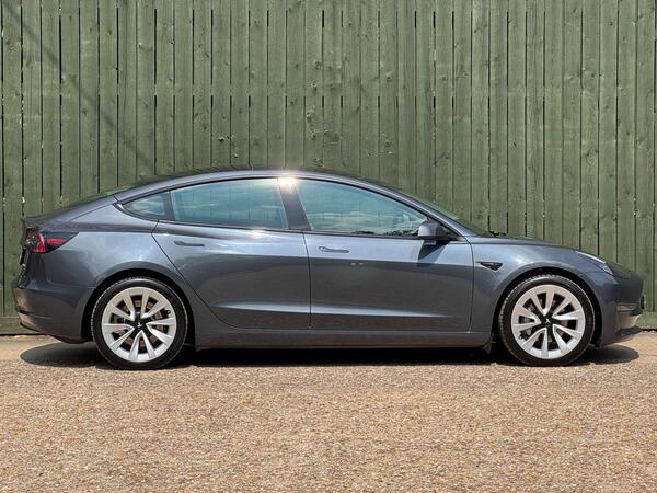 Tesla Model 3 (Dual Motor) Long Range Auto 4WDE 4dr at 6th