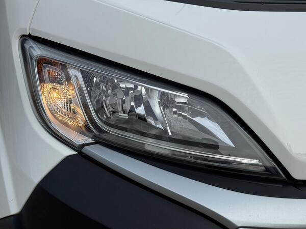 Citroen Relay 2.2 BlueHDi 35 Enterprise L3 High Roof Euro 6 (s/s) 5dr at 37th