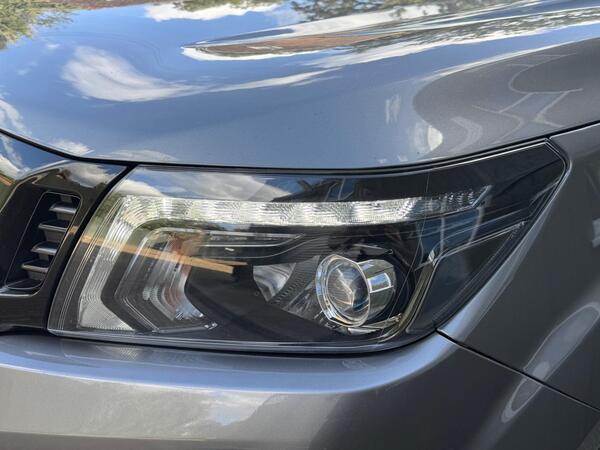 Nissan Navara 2.3 dCi N-Guard Auto 4WD Euro 6 4dr at 46th