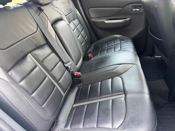 Mitsubishi L200 2.4 DI-D DC Barbarian Auto 4WD Euro 6 4dr
