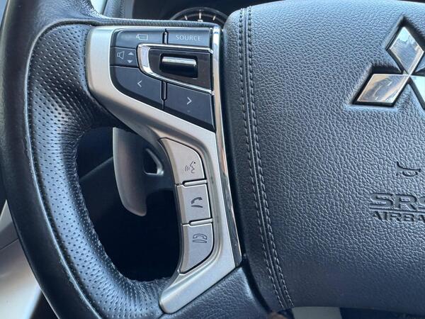 Mitsubishi Shogun Sport 2.4D 4 Auto 4WD Euro 6 5dr at 23th