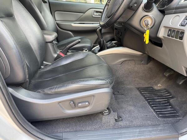 Fiat Fullback 2.4D Cross 4WD Euro 6 4dr at 18th