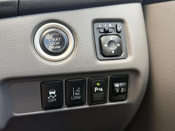 Mitsubishi L200 2.4 DI-D DC Barbarian Pickup Double Cab 4dr Diesel Auto 4WD Euro 6 (178 ps) at 24th