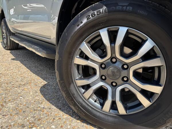 Ford Ranger 3.2 TDCi Wildtrak Auto 4WD Euro 6 (s/s) 4dr at 35th