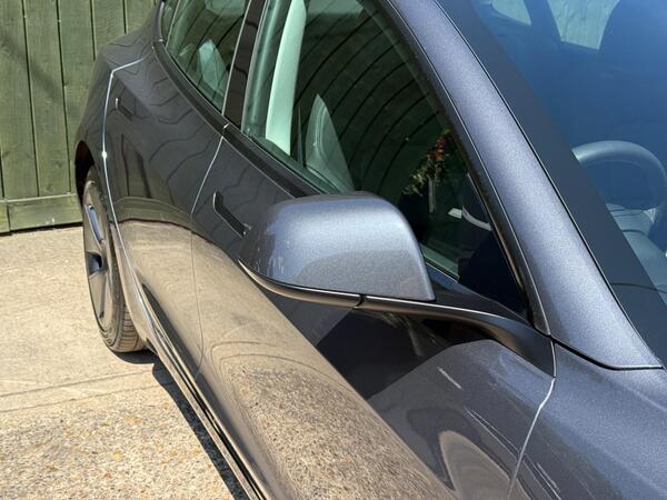 Tesla Model 3 (Dual Motor) Long Range Auto 4WDE 4dr