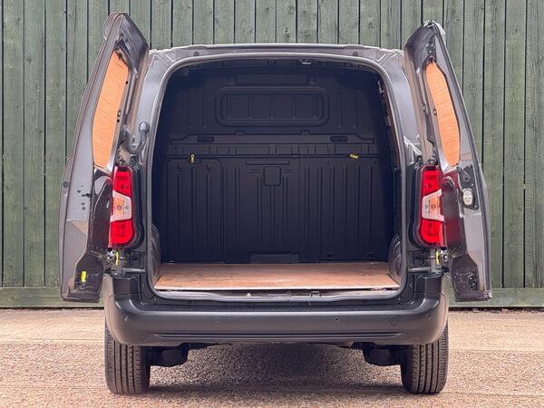 Peugeot Partner 1.5 BlueHDi 1000 Professional Premium Standard Panel Van SWB Euro 6 5dr