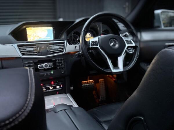 Mercedes-Benz E Class 3.0 E350 CDI V6 BlueEfficiency Sport G-Tronic+ Euro 5 (s/s) 5dr - Image 2