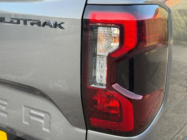 Ford Ranger 2.0 TD EcoBlue Wildtrak Auto 4WD Euro 6 (s/s) 4dr at 37th
