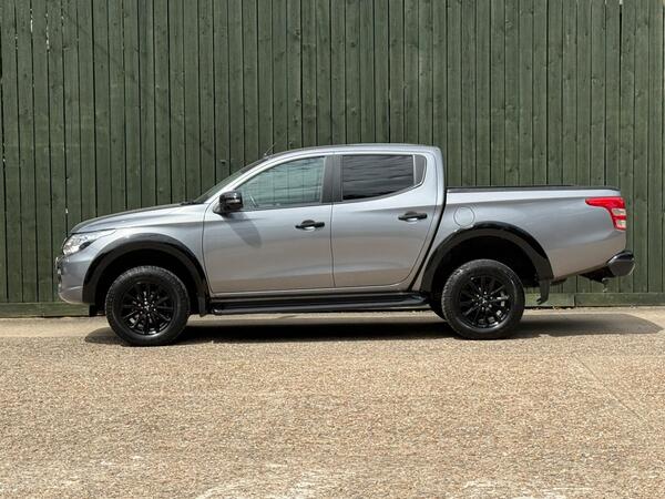 Mitsubishi L200 2.4 DI-D DC Challenger Auto 4WD Euro 6 4dr at 12th