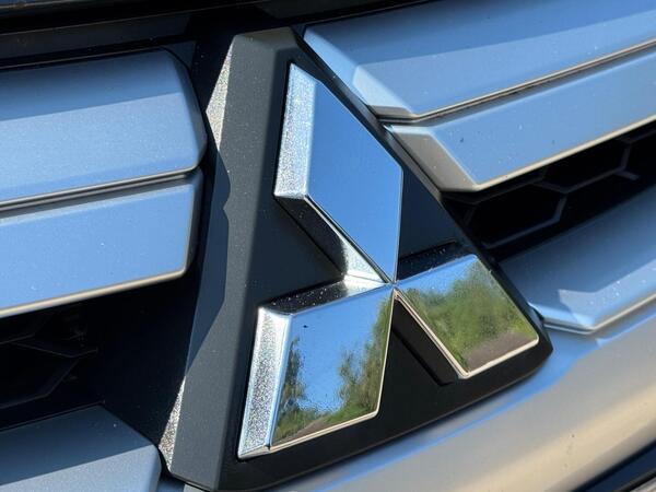 Mitsubishi L200 2.2 DI-D DC Warrior 4WD Euro 6 (s/s) 4dr