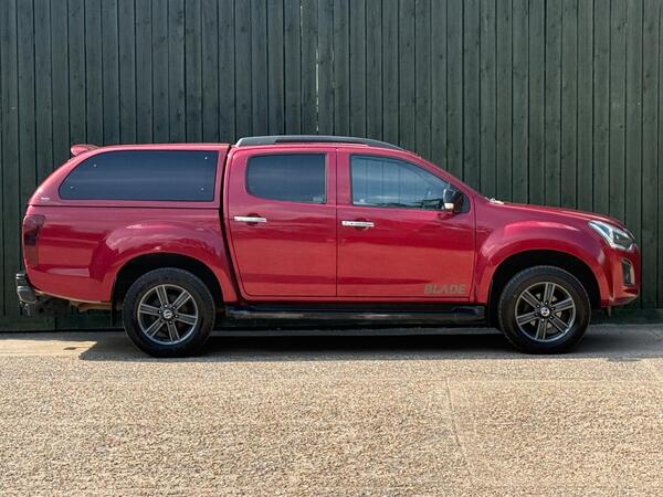 Isuzu D-Max 1.9 TD Blade Auto 4WD Euro 6 4dr at 17th
