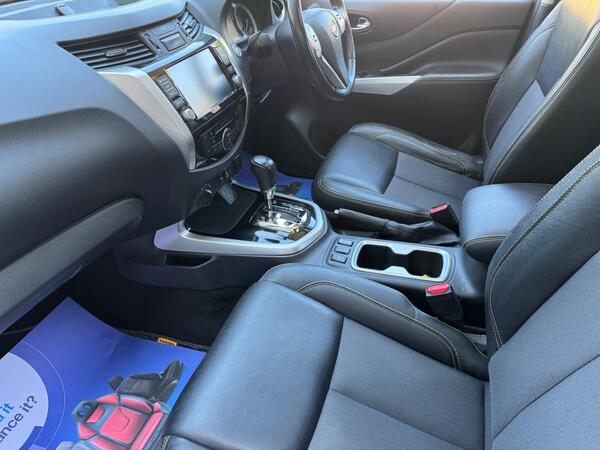 Nissan Navara 2.3 dCi N-Guard Auto 4WD Euro 6 4dr