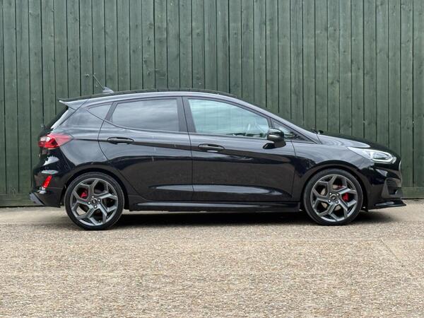Ford Fiesta 1.5T EcoBoost ST-3 Euro 6 (s/s) 5dr at 20th