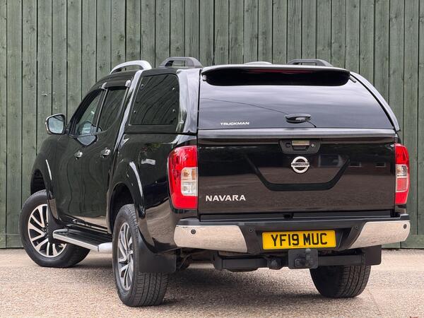Nissan Navara 2.3 dCi Tekna 4WD Euro 6 (s/s) 4dr