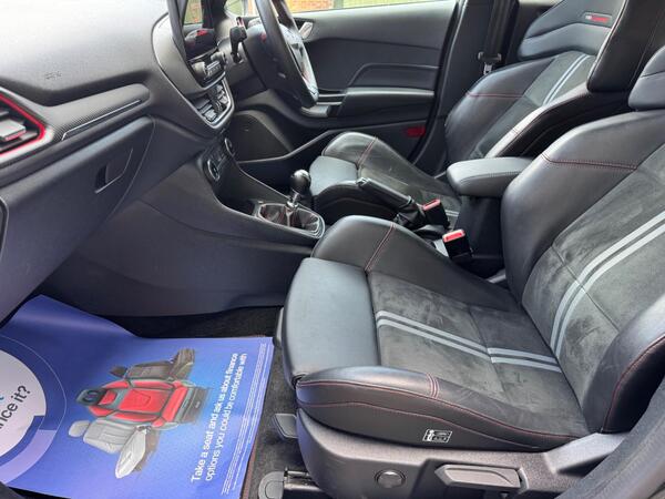 Ford Fiesta 1.5T EcoBoost ST-3 Euro 6 (s/s) 5dr