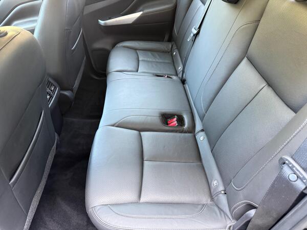 Nissan Navara 2.3 dCi Tekna Auto 4WD Euro 6 4dr at 17th
