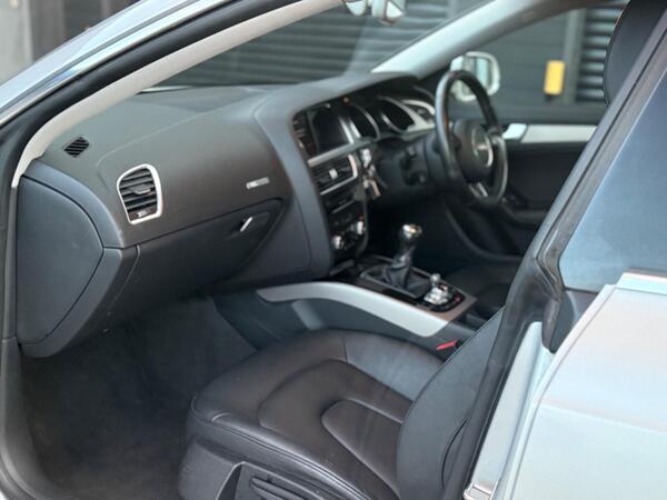 Audi A5 1.8 TFSI SE Technik Sportback Euro 6 (s/s) 5dr - Image 3