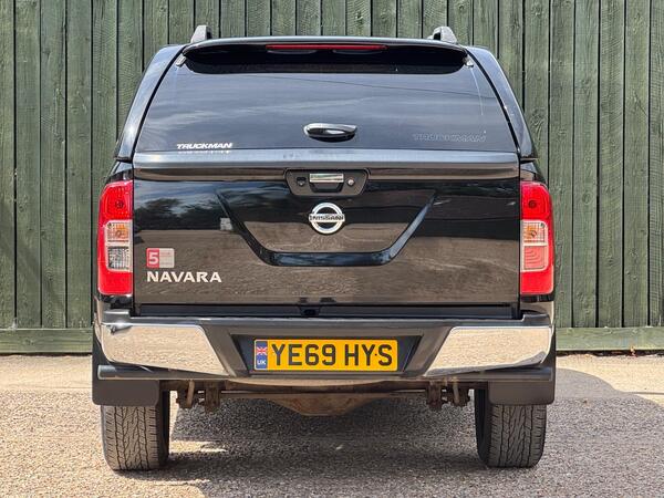 Nissan Navara 2.3 dCi Tekna 4WD Euro 6 (s/s) 4dr at 13th