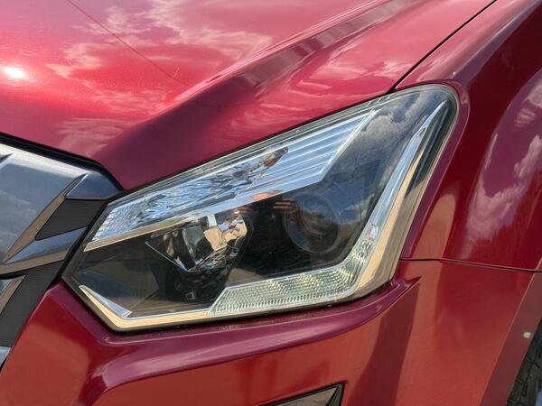 Isuzu D-Max 1.9 TD Blade Auto 4WD Euro 6 4dr at 30th