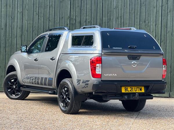 Nissan Navara 2.3 dCi N-Guard Auto 4WD Euro 6 4dr at 11th