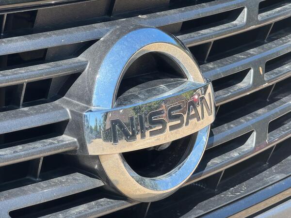 Nissan Navara 2.3 dCi N-Guard Auto 4WD Euro 6 4dr