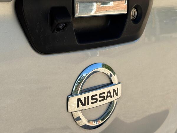 Nissan Navara 2.3 dCi Tekna Auto 4WD Euro 6 4dr at 53th