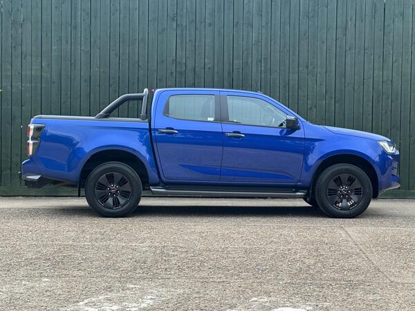 Isuzu D-Max 1.9 TD V-Cross 4WD Euro 6 (s/s) 4dr at 15th