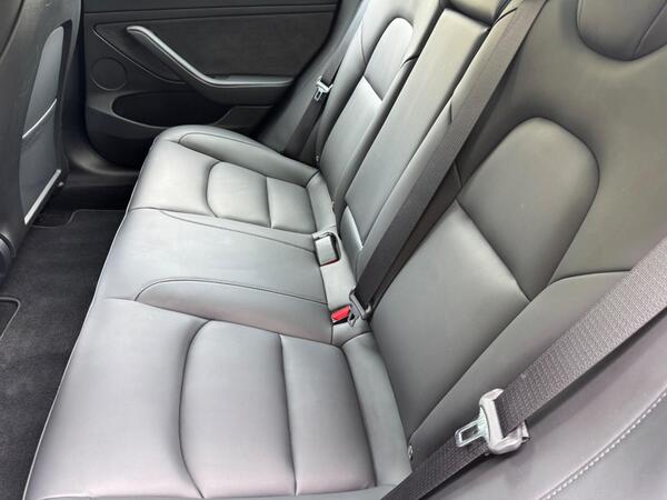 Tesla Model 3 (Dual Motor) Long Range Auto 4WDE 4dr at 12th