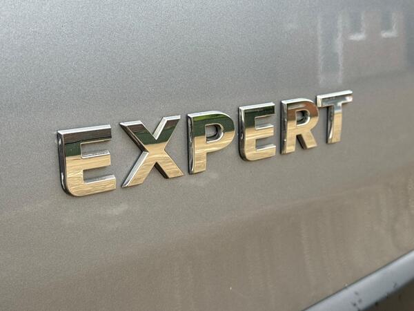 Peugeot Expert 2.0 BlueHDi 1400 Asphalt Standard Panel Van MWB Euro 6 (s/s) 6dr