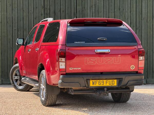 Isuzu D-Max 1.9 TD Blade Auto 4WD Euro 6 4dr at 11th