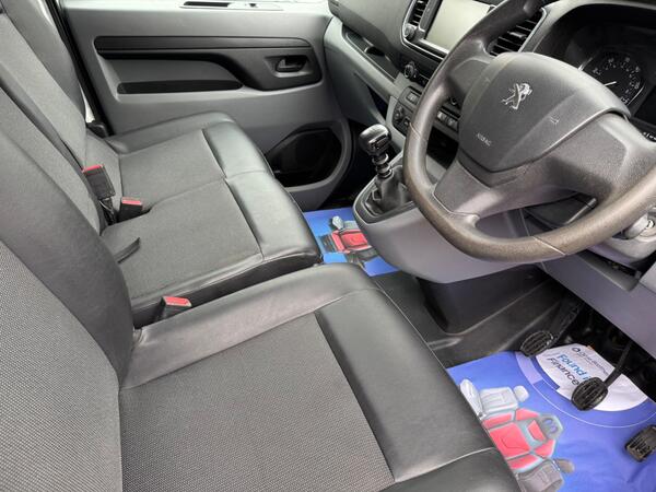 Peugeot Expert 2.0 BlueHDi 1400 Professional Plus Standard Panel Van MWB Euro 6 (s/s) 6dr at 2th