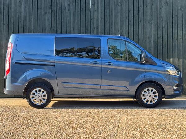 Ford Transit Custom 2.0 300 EcoBlue Limited Crew Van L1 H1 Euro 6 (s/s) 5dr at 19th