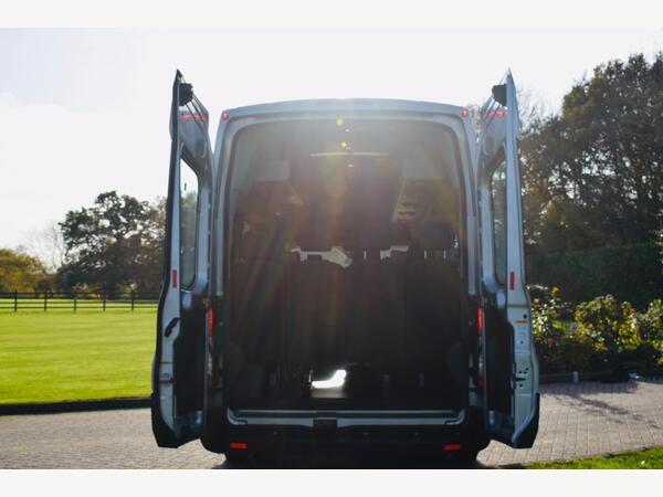 2023(23) Ford Transit Minibus 2.0 460 EcoBlue Leader Auto RWD L4 High Roof Euro 6 (s/s) 5dr (17 Seat, DRW)