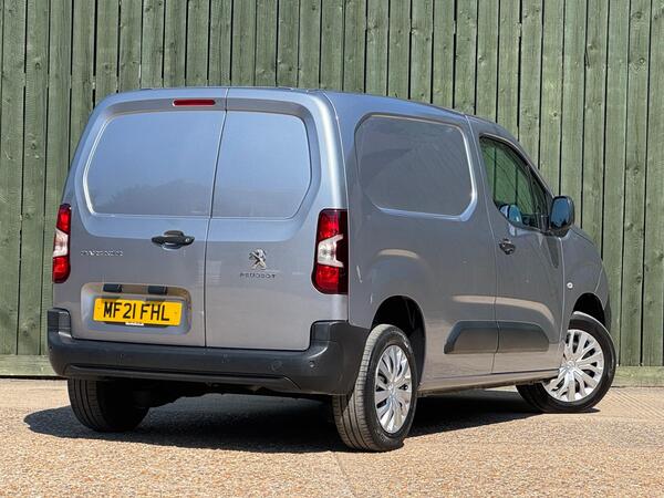 Peugeot Partner 1.5 BlueHDi 1000 Professional Standard Panel Van SWB Euro 6 5dr at 3th