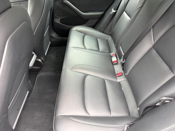 Tesla Model 3 (Dual Motor) Long Range Auto 4WDE 4dr at 21th