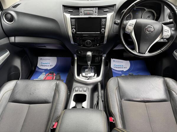 Nissan Navara 2.3 dCi N-Guard Auto 4WD Euro 6 4dr at 2th