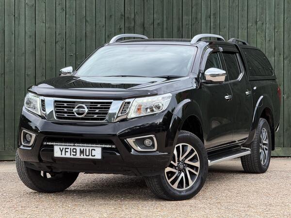 Nissan Navara 2.3 dCi Tekna 4WD Euro 6 (s/s) 4dr