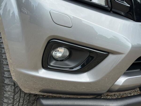 Nissan Navara 2.3 dCi N-Guard Auto 4WD Euro 6 4dr at 11th