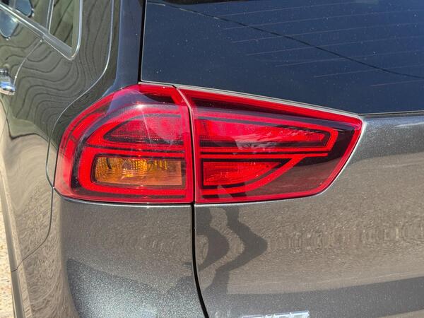 Kia Niro 64kWh 4+ Auto 5dr