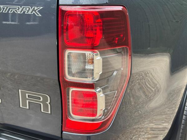 Ford Ranger 2.0 EcoBlue Wildtrak Pickup Double Cab 4dr Diesel Auto 4WD Euro 6 (s/s) (213 ps) at 51th