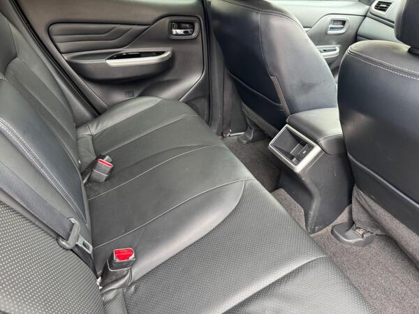 Mitsubishi L200 2.2 DI-D DC Barbarian Auto 4WD Euro 6 (s/s) 4dr at 16th